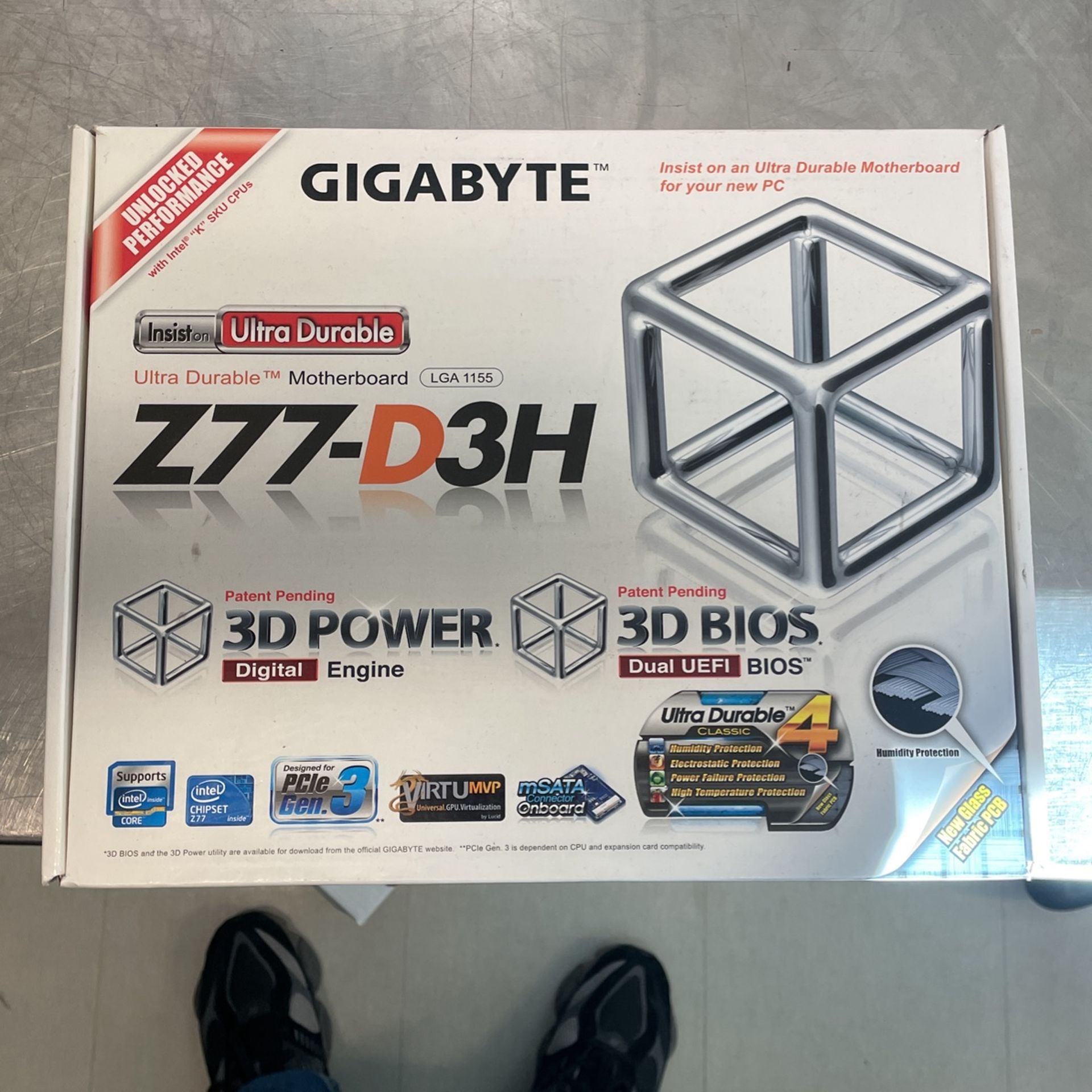 Gigabyte Motherboard Z77-D3H