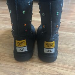 UGG’s Gallery Dept