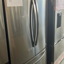 💥Great Deal💥 28 cu. ft. Large Capacity 3-Door French Door Refrigerator with AutoFill Water Pitcher