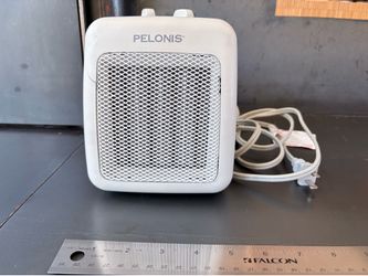 Pelonis Safe-T Furnace Compact Space Heater