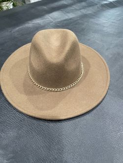 New Steve Madden hat