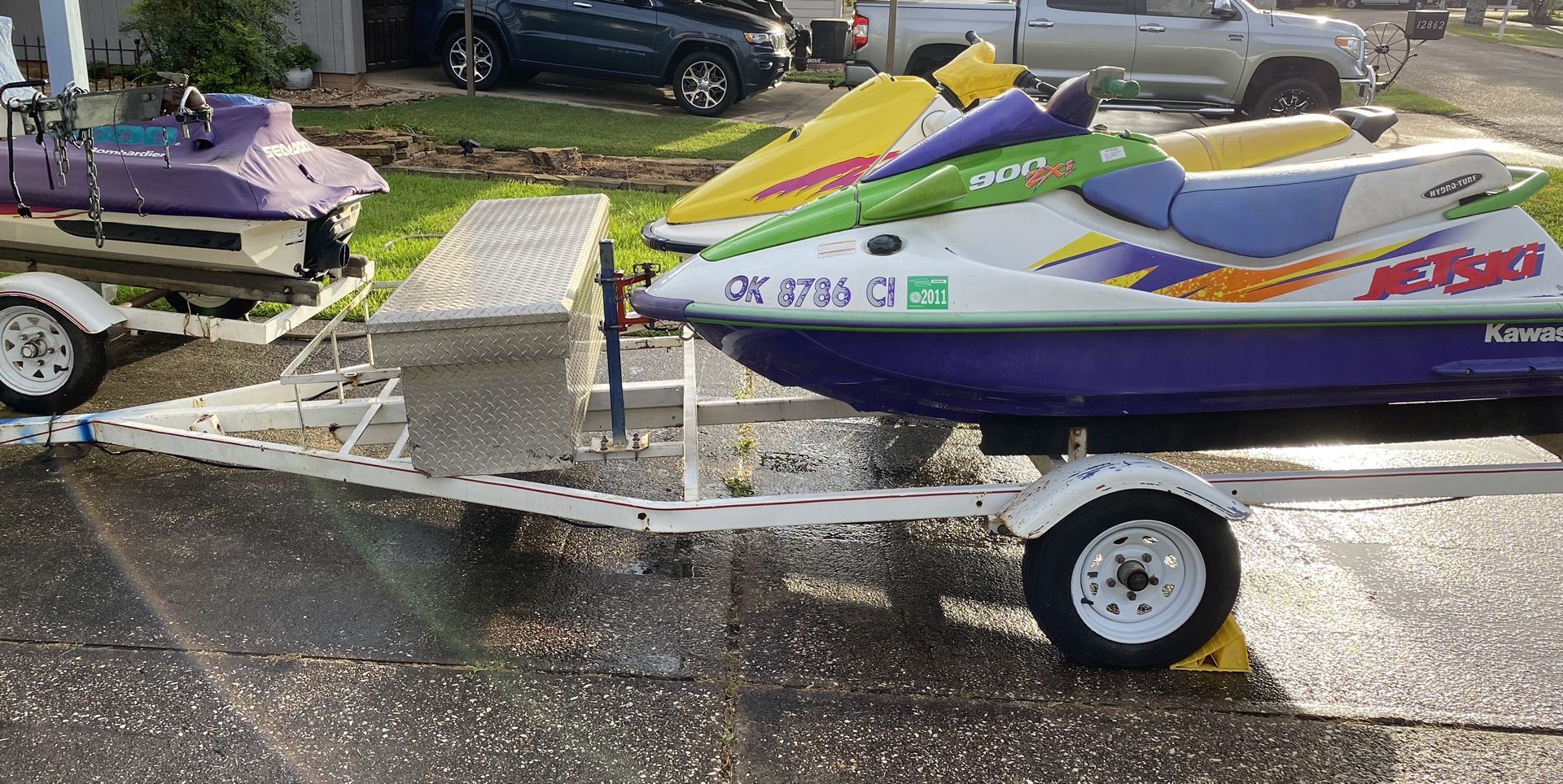 1996 SeaDoo GTI and Kawasaki JetSki 900 ZXI for Sale in Houston, TX
