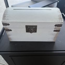 Event Envelope Holder Small Chest 