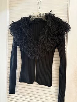 Black Ribbed Knit Zip Cardigan with Fur Collar