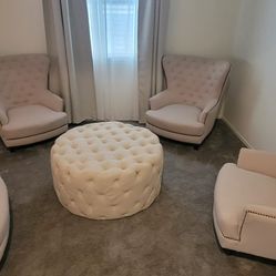 4 Armchairs / Ottoman