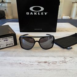 OAKLEY SUNGLASSES