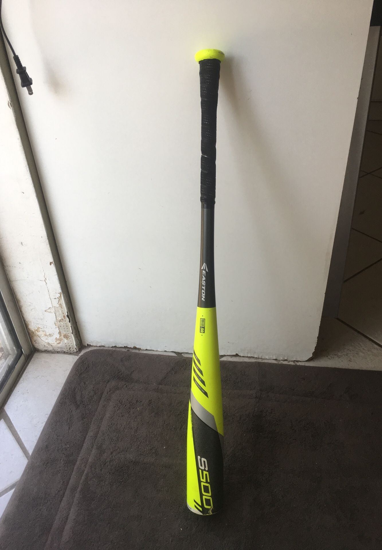 Easton S500 31 inch 28 oz (-3) highschool/middleschool baseball bat
