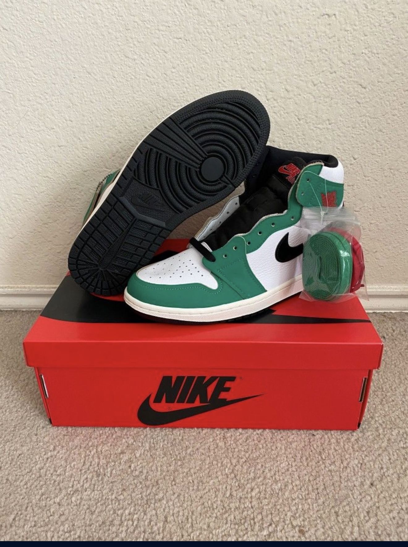 Jordan 1 Lucky Green Size 8.5
