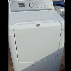 MAYTAG DRYER