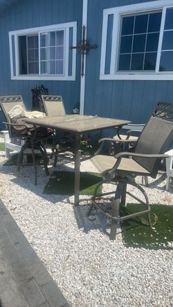 Mesa de patio