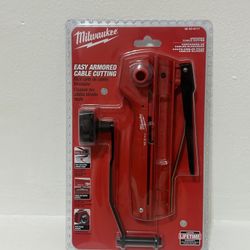 MILWAUKEE easy Armored Cable Cutting 