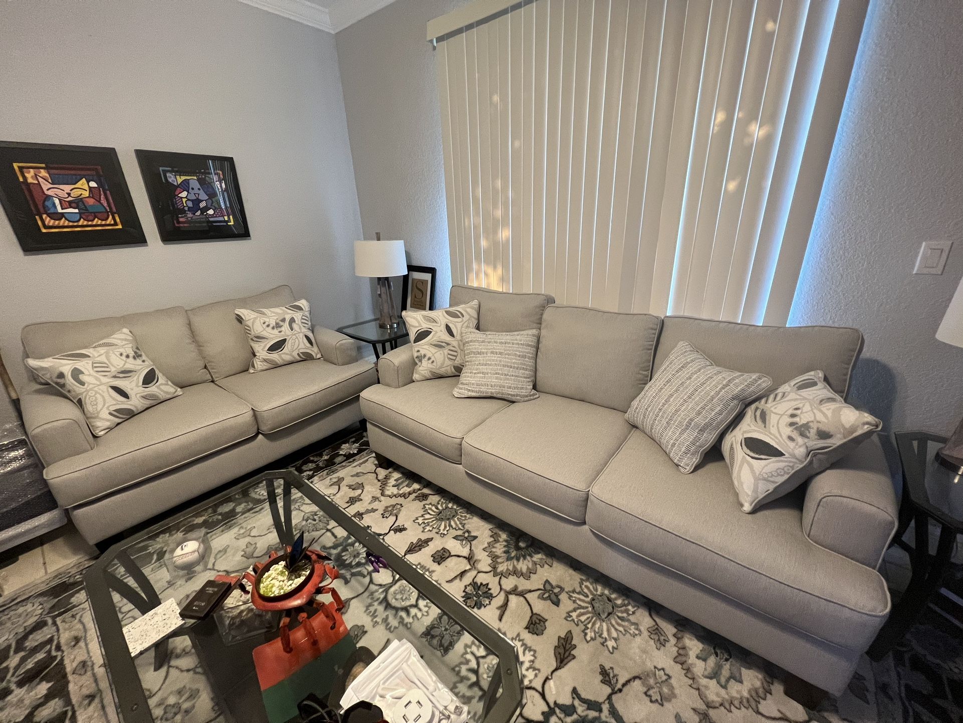 Rooms To Go - 2pc Living Room Set