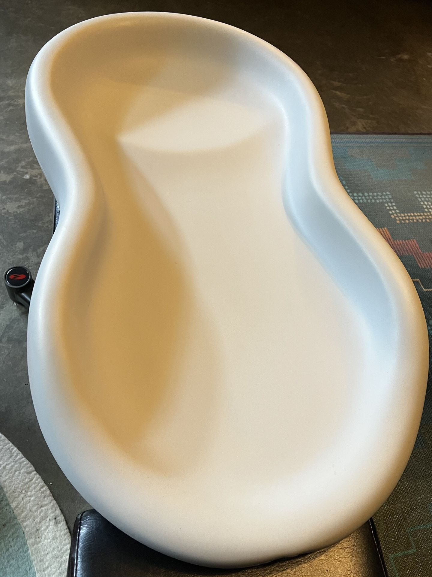 Keekaroo Changing Table 