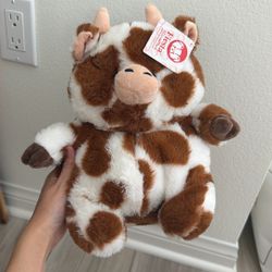 Cow Plushie 