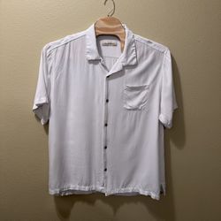 Men’s XXXL Tommy Bahama 100% Viscose White Short Sleeve Button Up Shirt