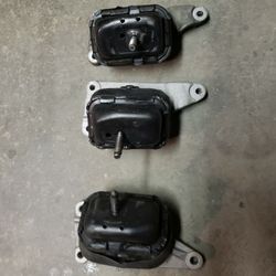 Lincoln Engine Motor Mounts 2003 Towne Car
