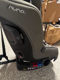 Nuna Rava Car Seat