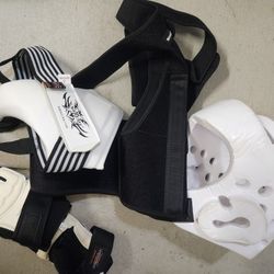 Taekwondo Chest Guard Pad Size 1 Small & Forearm Shin Foot Pads Youth Small