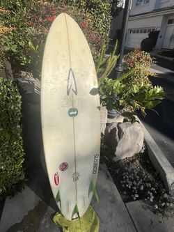 Robert’s Custom Surfboard 6’0