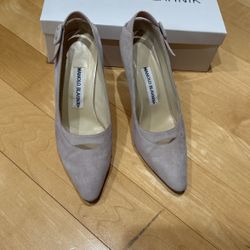 Manolo Blahnik 