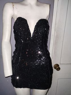 Boohoo Dress