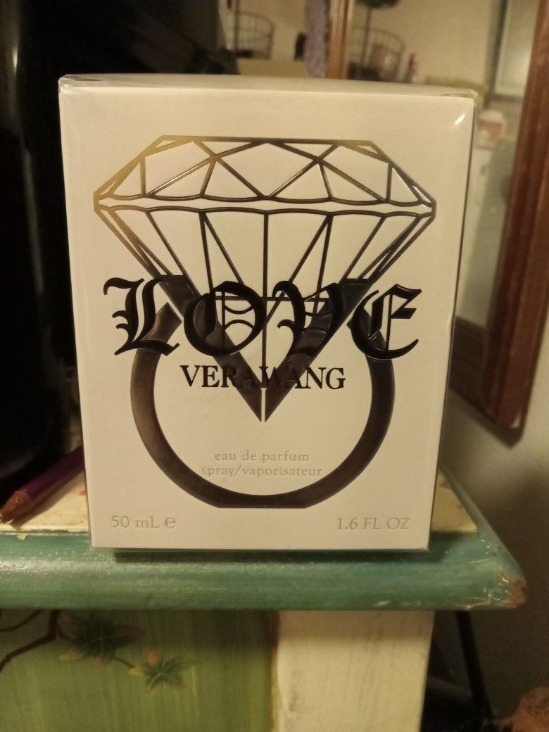 THE NEW VERA WANG PERFUME