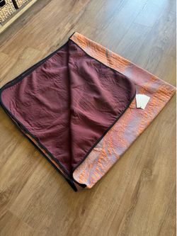 New BYBORRE Edition11 designer knitted throw blanket with original tags attached