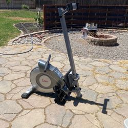 Sunny Health And Fitness Rowing Machine
