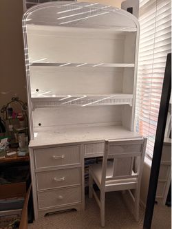 Free Desk & hutch with matching chair
