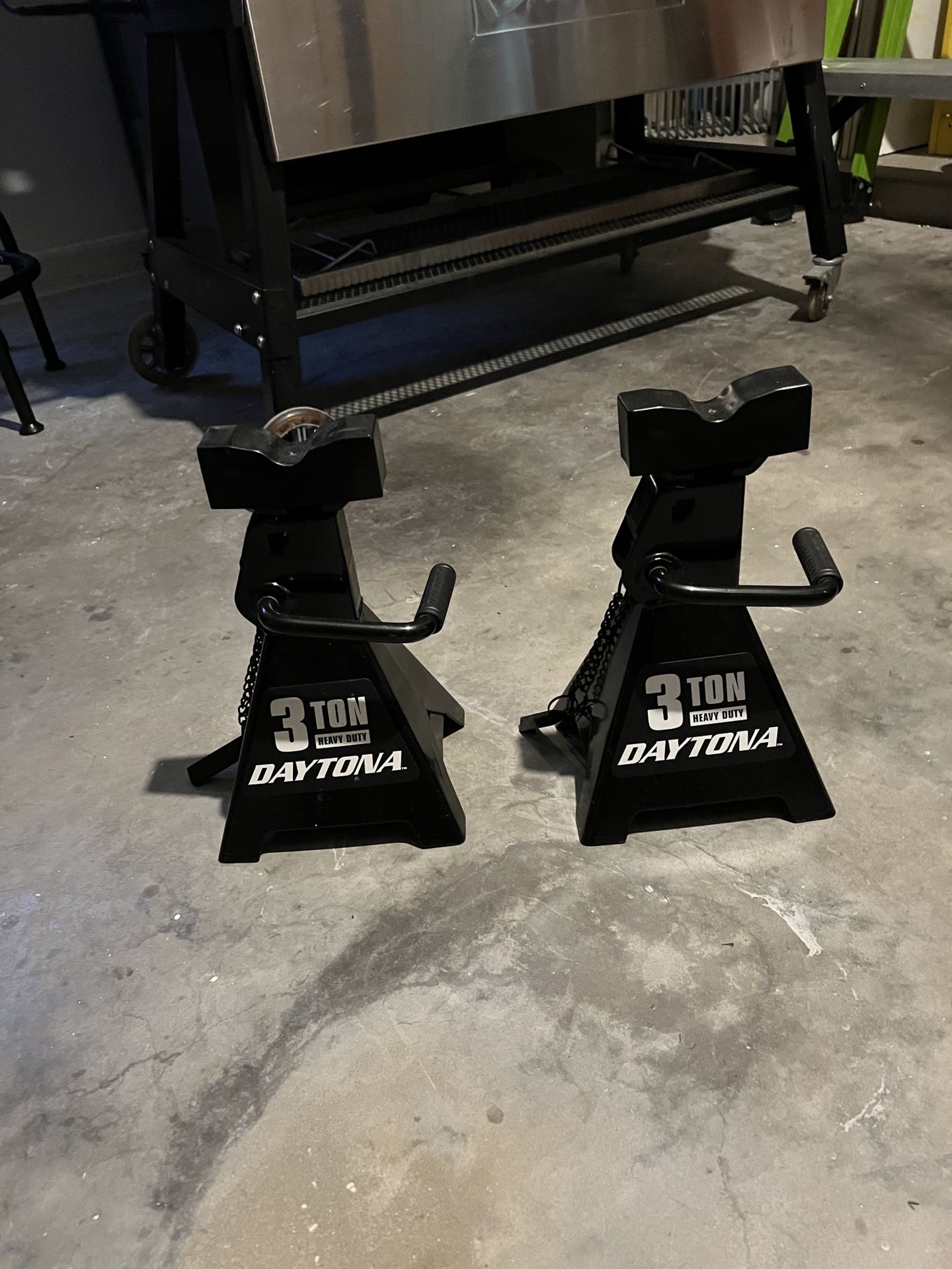 3 Ton Heavy Duty Jacks