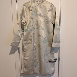 Cream Gấm Vietnamese Ao Dài Dress – Size M