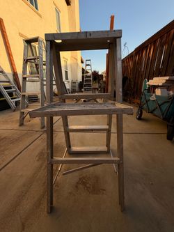 Sears aluminum  3 foot ladder