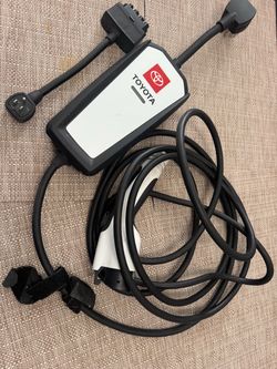 Toyota BZ4X  EV charger 120V/240V