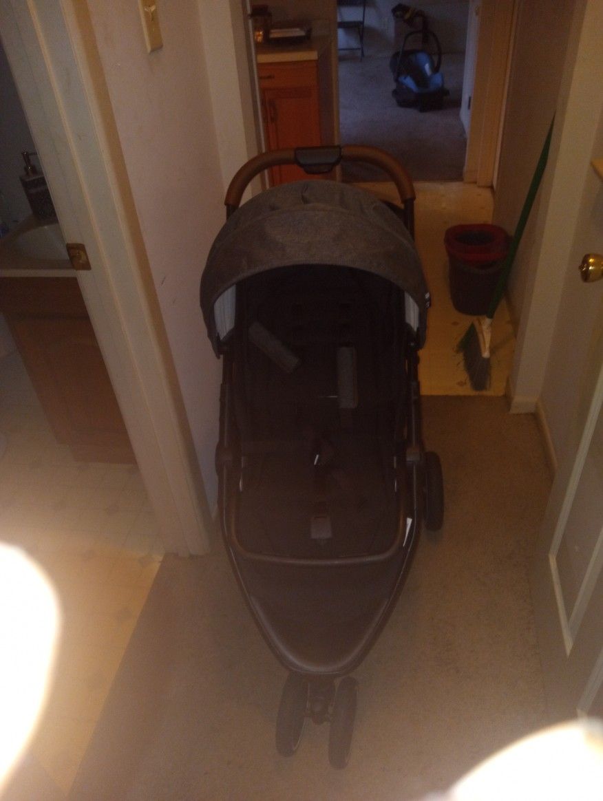 Graco Jogging Stroller Brand New