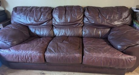 Free Couch 