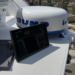 Furuno Fishfinder And Radar
