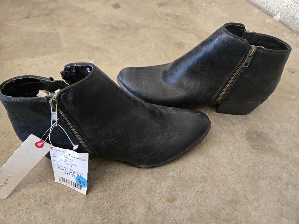 Ankle boots