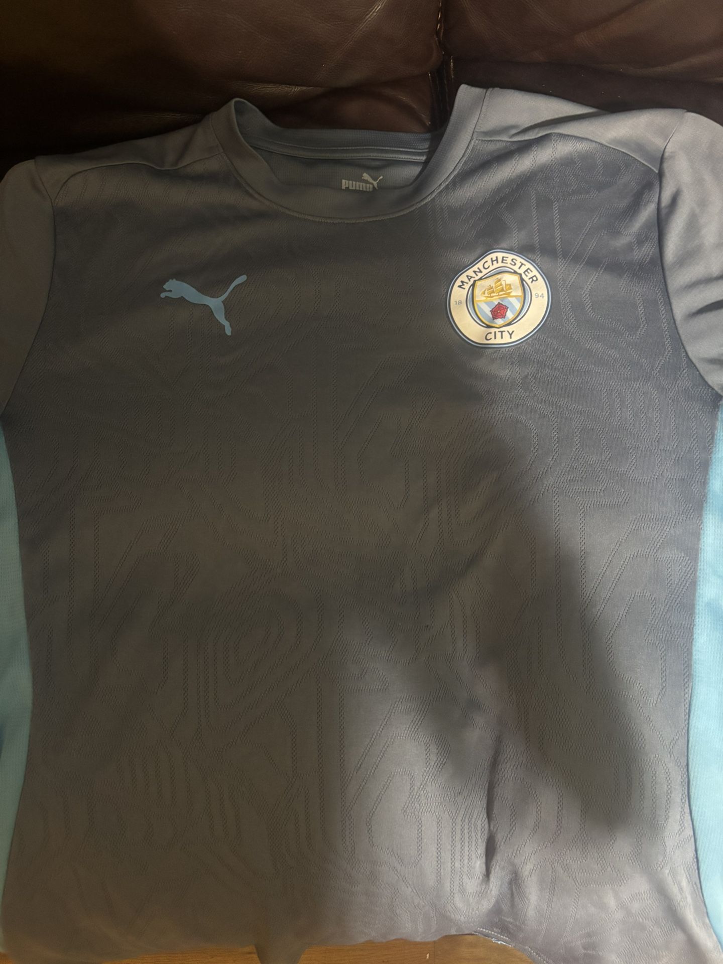 Manchester City Training Top Size Large 