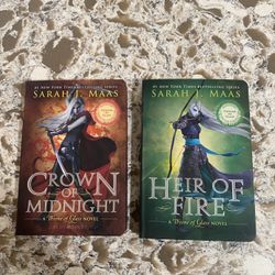 Crown Of Midnight And Heir Of Fire Mini Books