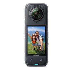 Insta 360 X4