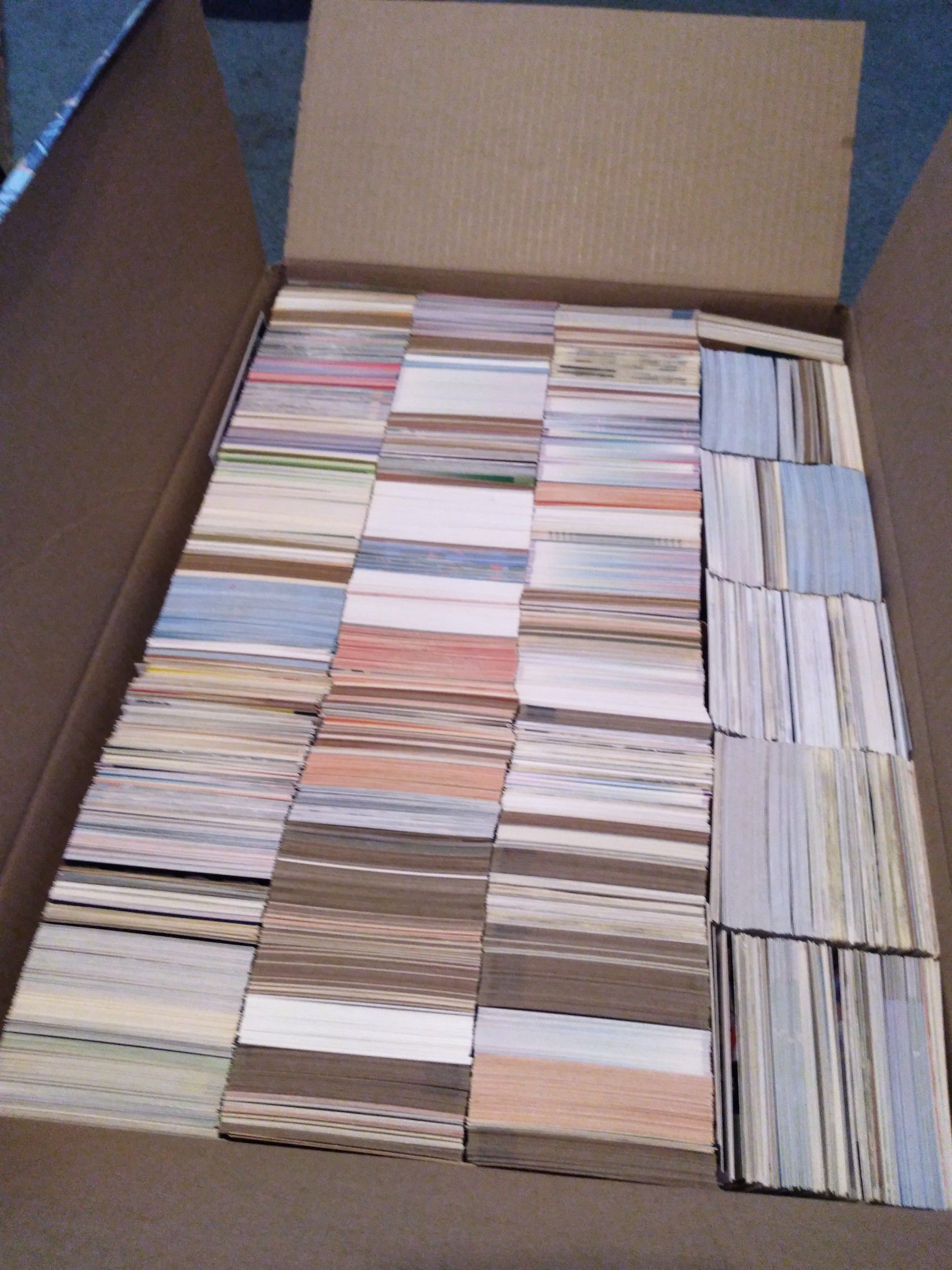 12,000 sports cards lot