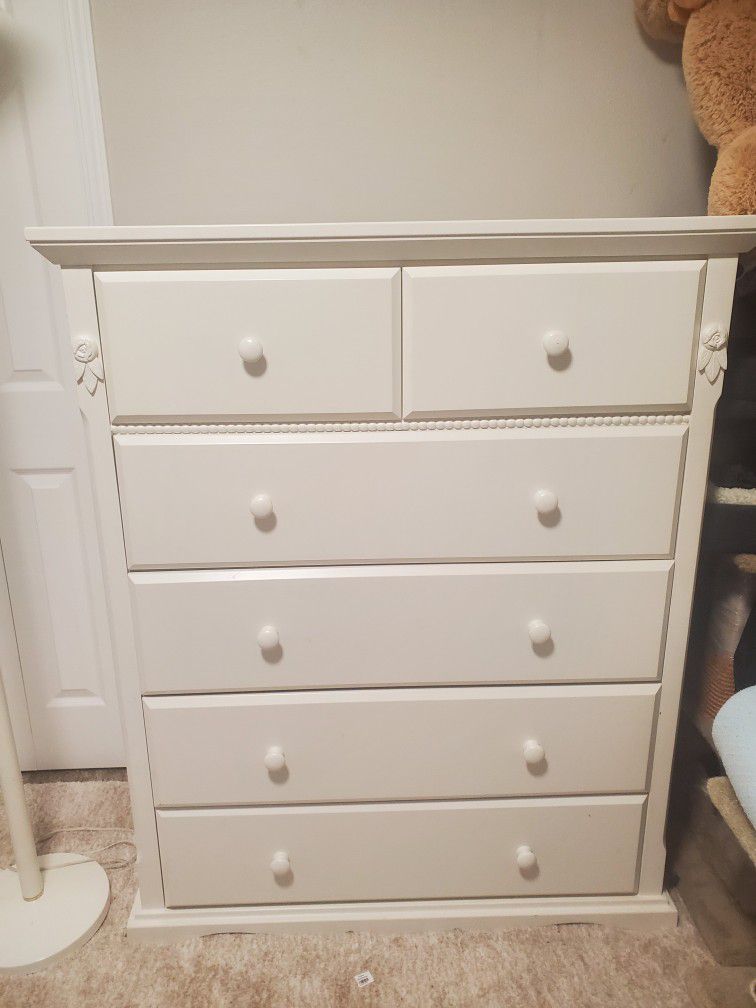 Matching Dresser and Bedside Table