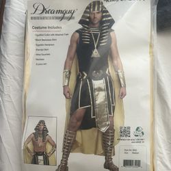 Halloween Costumes 