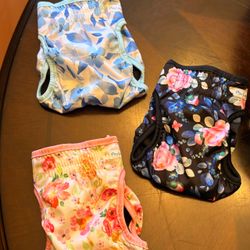 Paw Legend Reusable Washable Female Dog Diapers (3 Pack) - Floral Prints, Size Small