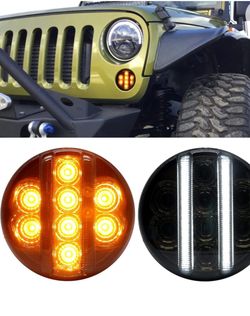 Front ashing Turn Signal.