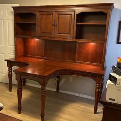 Wood Desk With Credenza 2 Work Station 