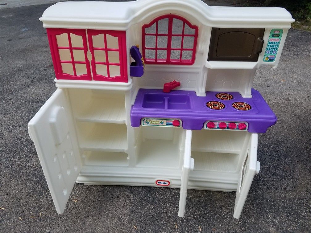 Little tikes Victorian kitchen