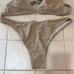 2 Piece Bikini. Size XL. Top runs Small.