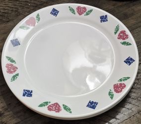 Set of 4 Corelle Corning Quilt Dinner Plates Hearts Blue Diamonds 10 1/4”