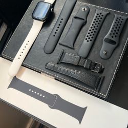 Apple Watch Series 7 45mm With Extra Bands 5 Total Apple Watch Works Great 🍎 👍 